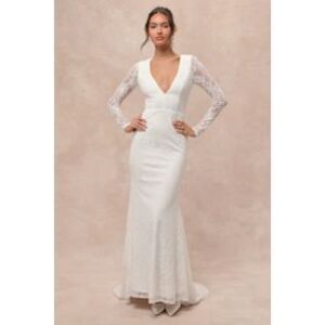 Lulu's Ivory Lace Long-Sleeve Deep V Bridal Gown